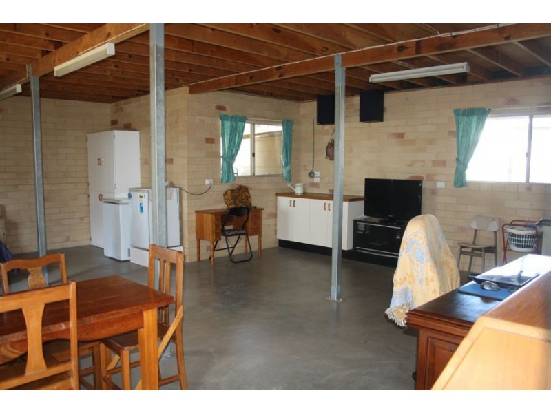 36 Rawson Road, Boonooroo QLD 4650