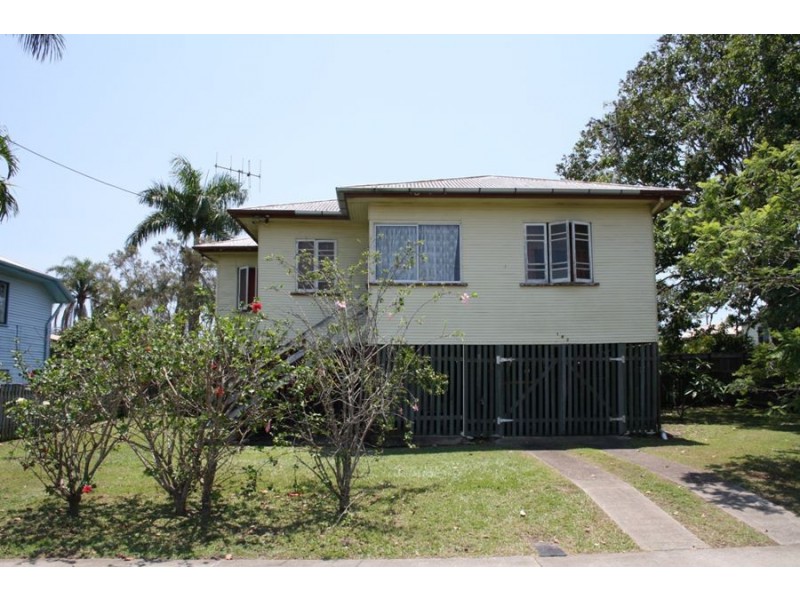 132 Cambridge Street, Granville QLD 4650