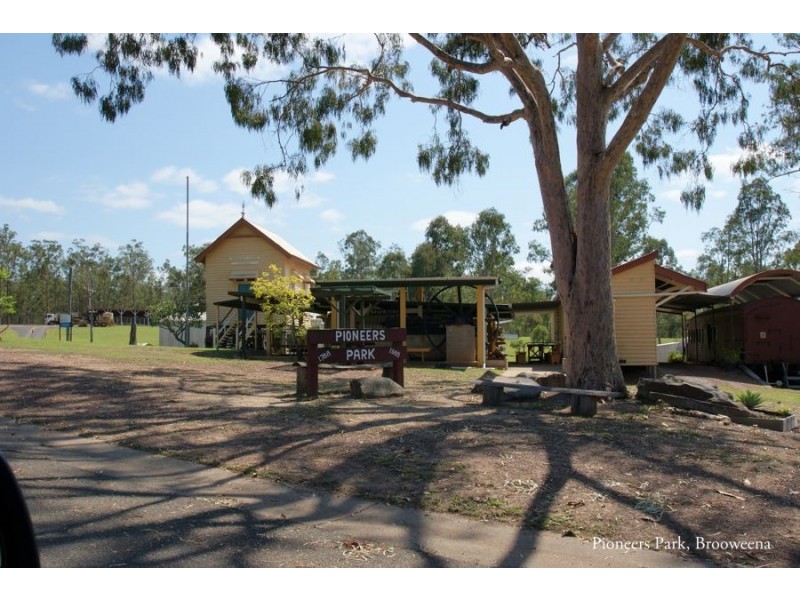 14 Mant Street, Brooweena QLD 4620