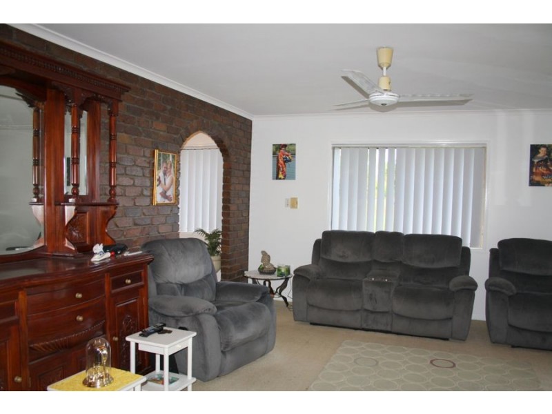 76 Bluebell Road West, Tinana QLD 4650