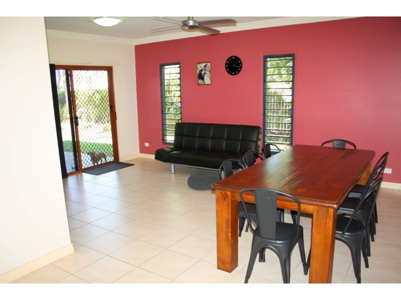 25 Ward Street, Maryborough QLD 4650