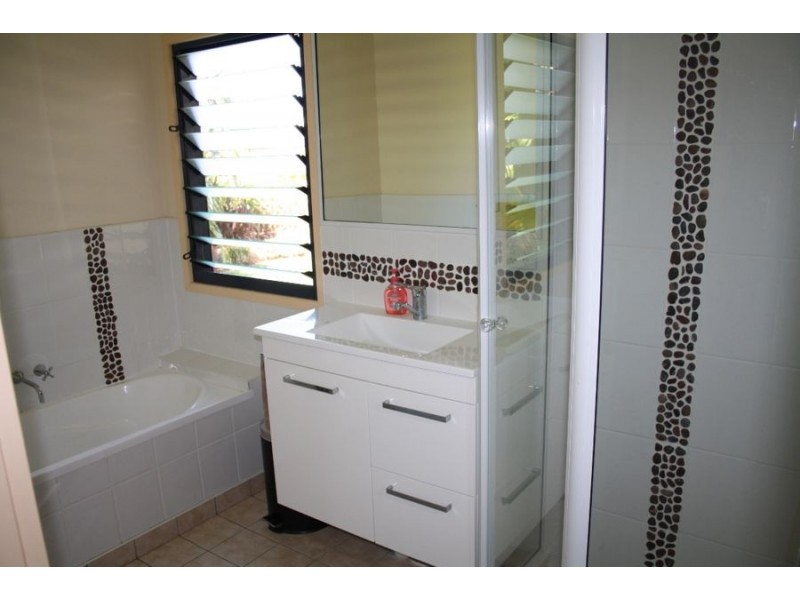 25 Ward Street, Maryborough QLD 4650