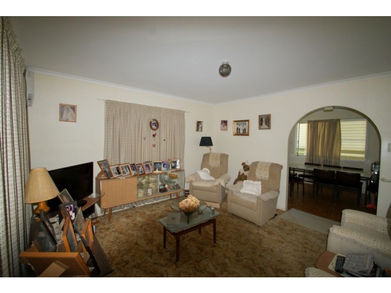 49 Holme Street, Granville QLD 4650