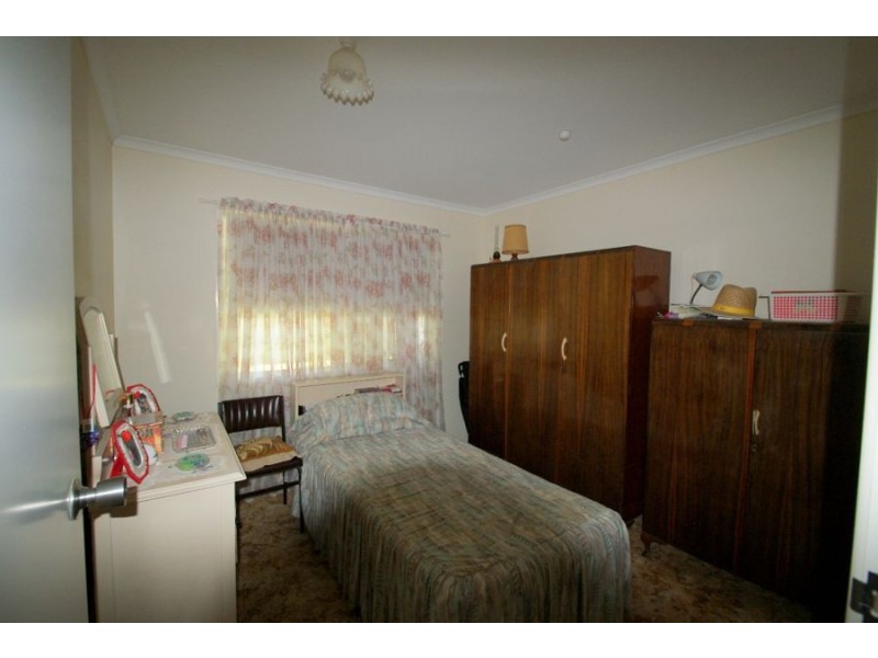 49 Holme Street, Granville QLD 4650