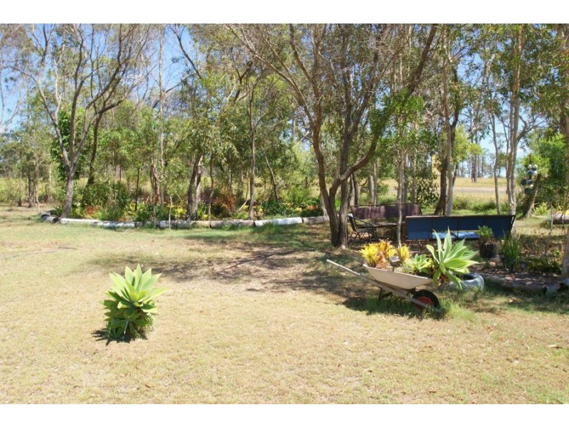 9 Leah Drive, Oakhurst QLD 4650