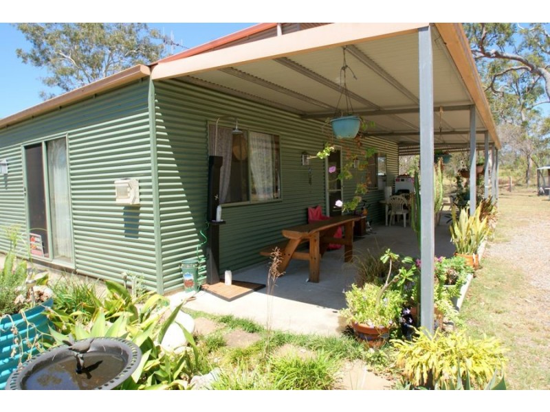 9 Leah Drive, Oakhurst QLD 4650