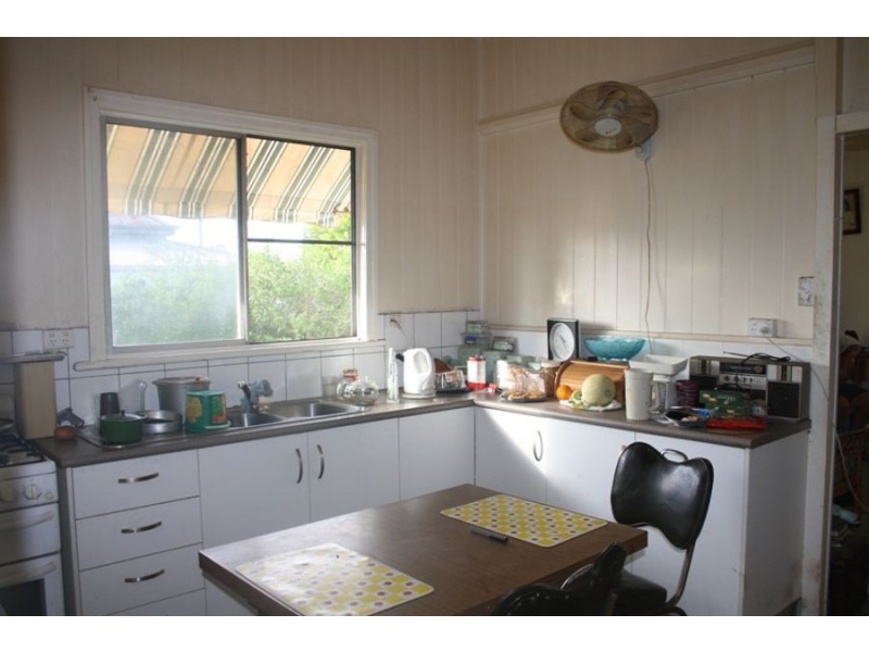 146 Walker Street, Maryborough QLD 4650