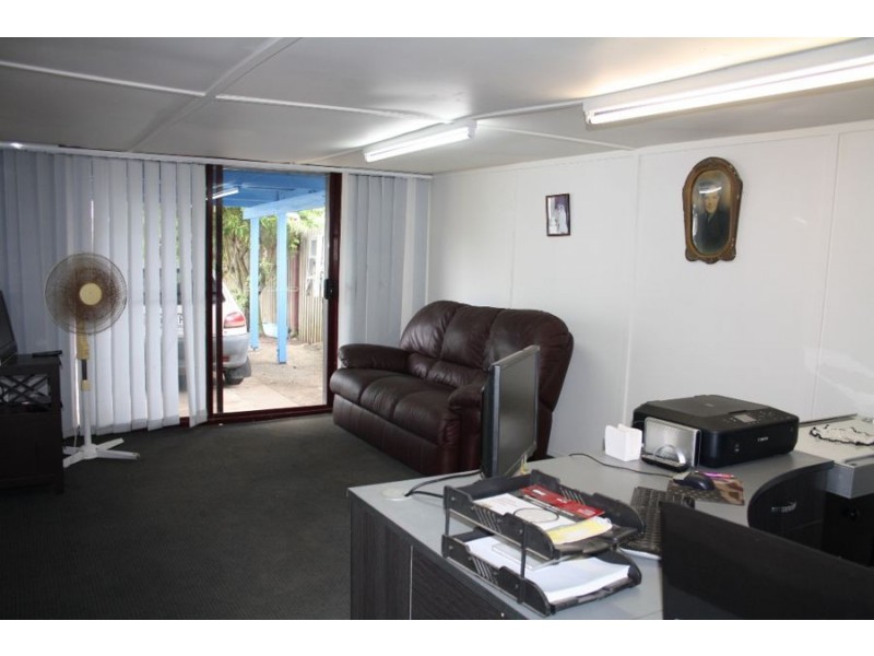 174 Cambridge Street, Granville QLD 4650