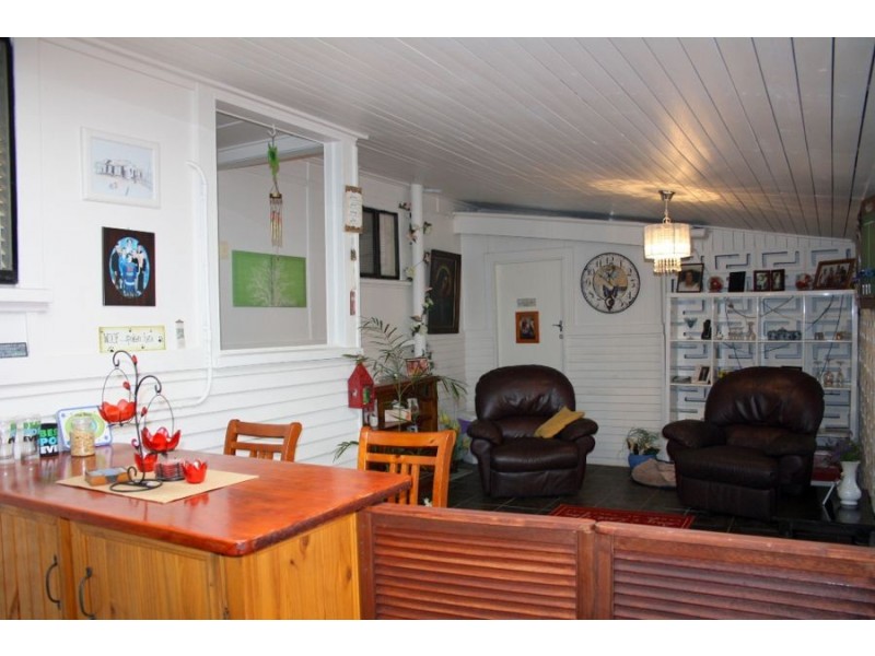 174 Cambridge Street, Granville QLD 4650