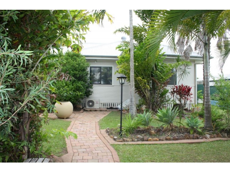 174 Cambridge Street, Granville QLD 4650