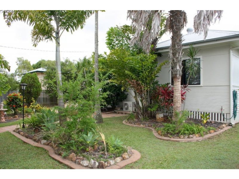 174 Cambridge Street, Granville QLD 4650