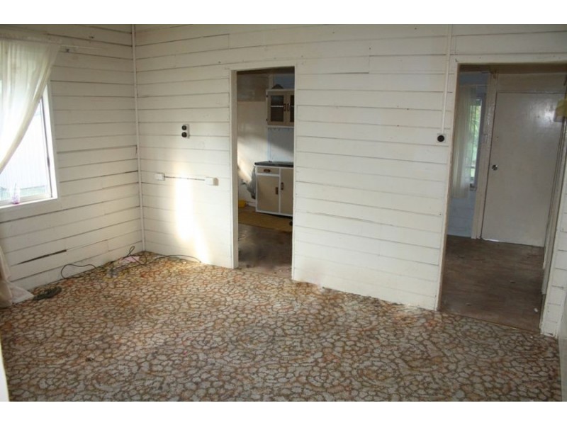 35 George Street, Biggenden QLD 4621