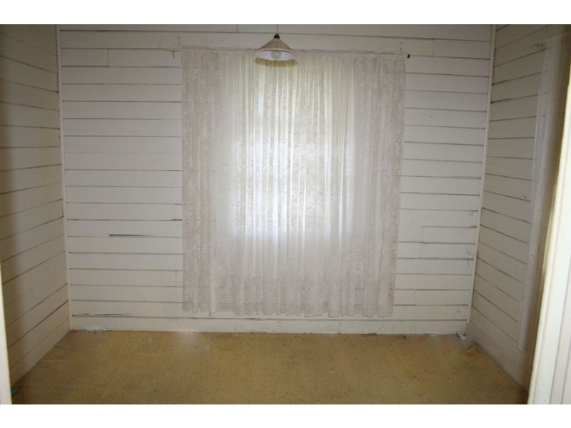 35 George Street, Biggenden QLD 4621