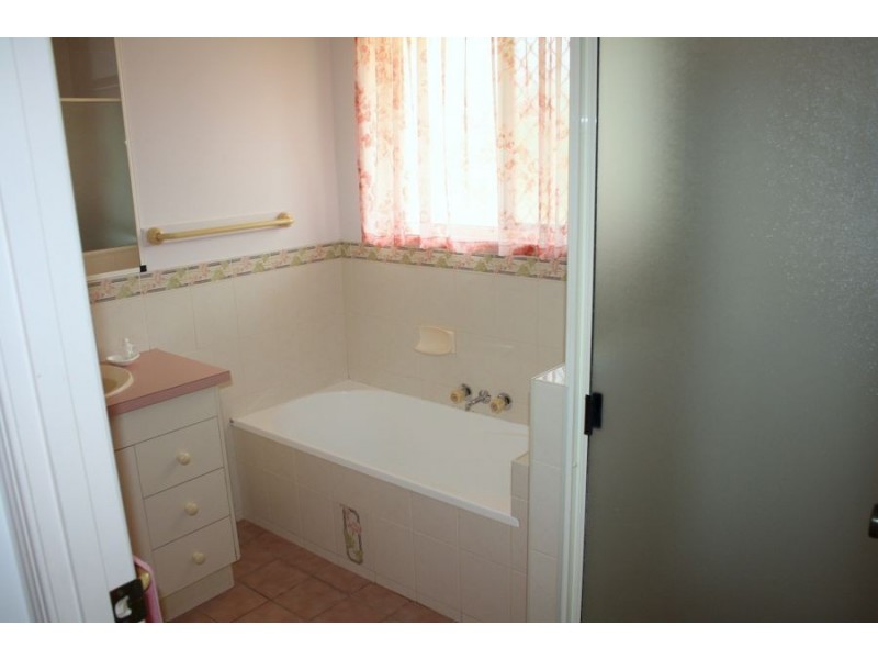 2/120 Sussex Street, Maryborough QLD 4650