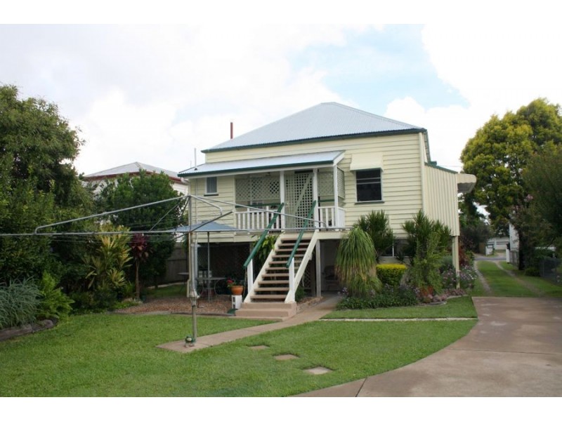 7 Macadam Street, Maryborough QLD 4650