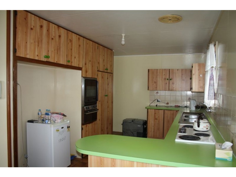 25 Gaynor St, Maryborough QLD 4650