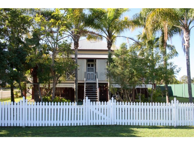 27 Bedford Street, Maryborough QLD 4650