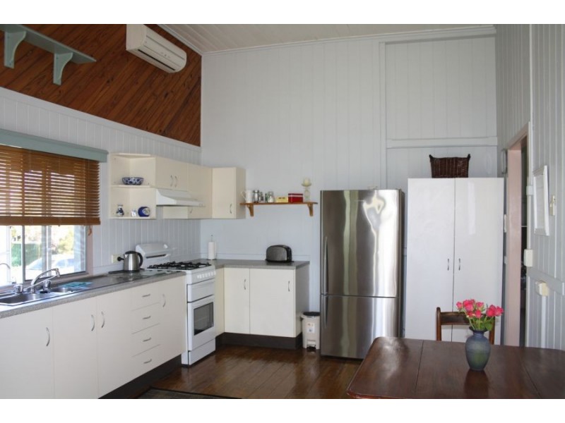 27 Bedford Street, Maryborough QLD 4650