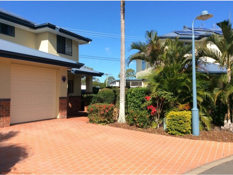100/34 Elizabeth Street, Urangan QLD 4655