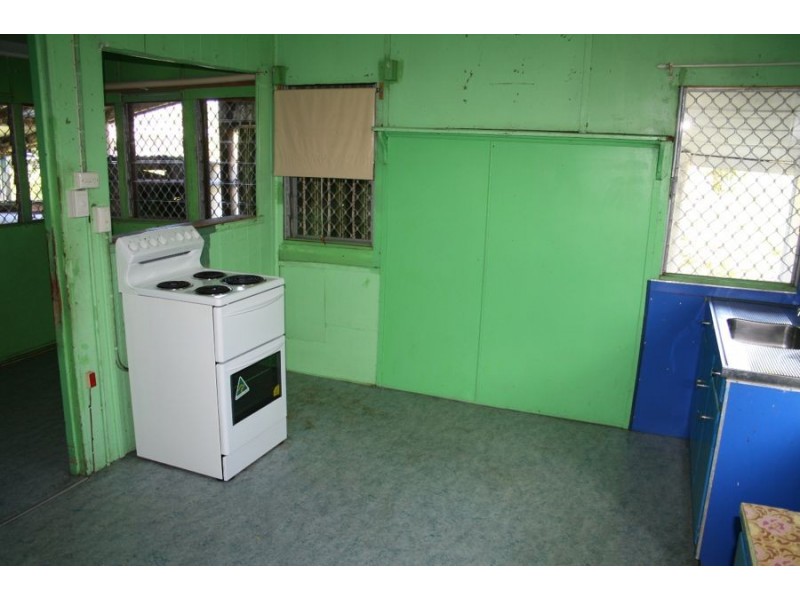 300 Albert Street, Maryborough QLD 4650