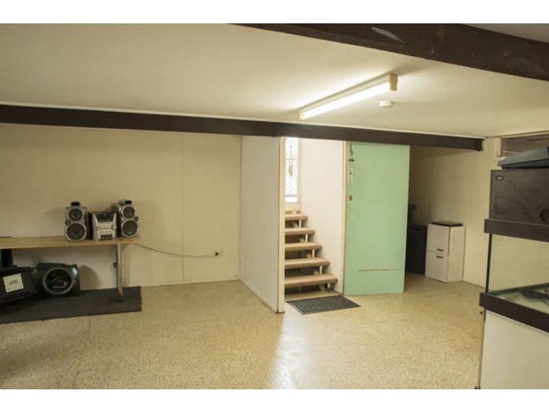 211 Woodstock Street, Maryborough QLD 4650