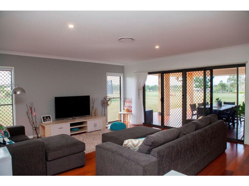 102 Dunmall Drive, Maryborough QLD 4650