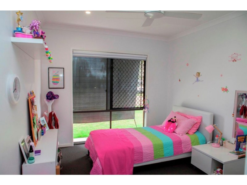 102 Dunmall Drive, Maryborough QLD 4650