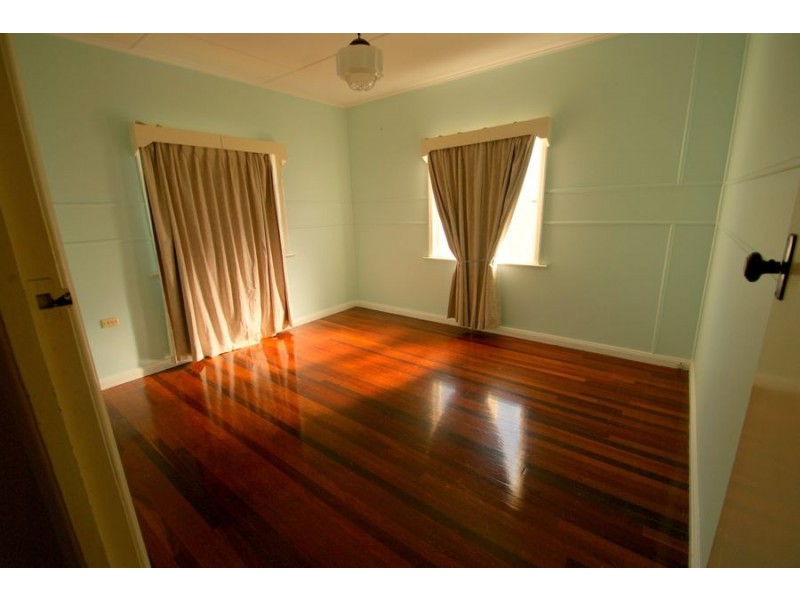 40 Reed Avenue, Maryborough QLD 4650