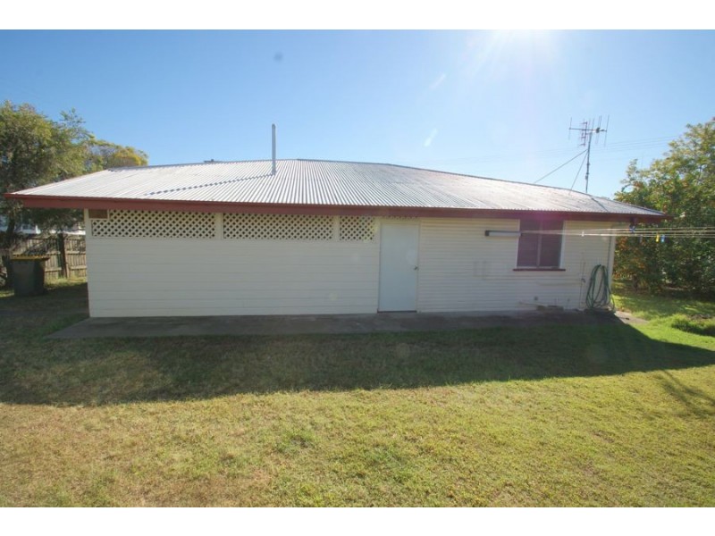 40 Reed Avenue, Maryborough QLD 4650
