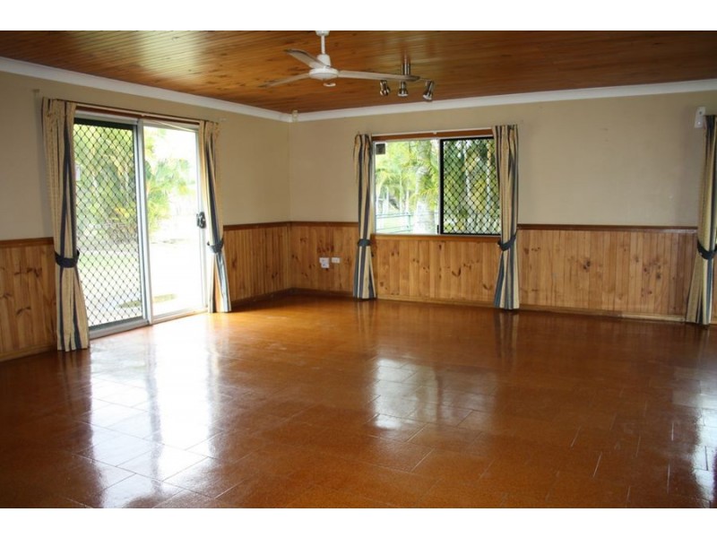 114 Rowley Road, Booral QLD 4655