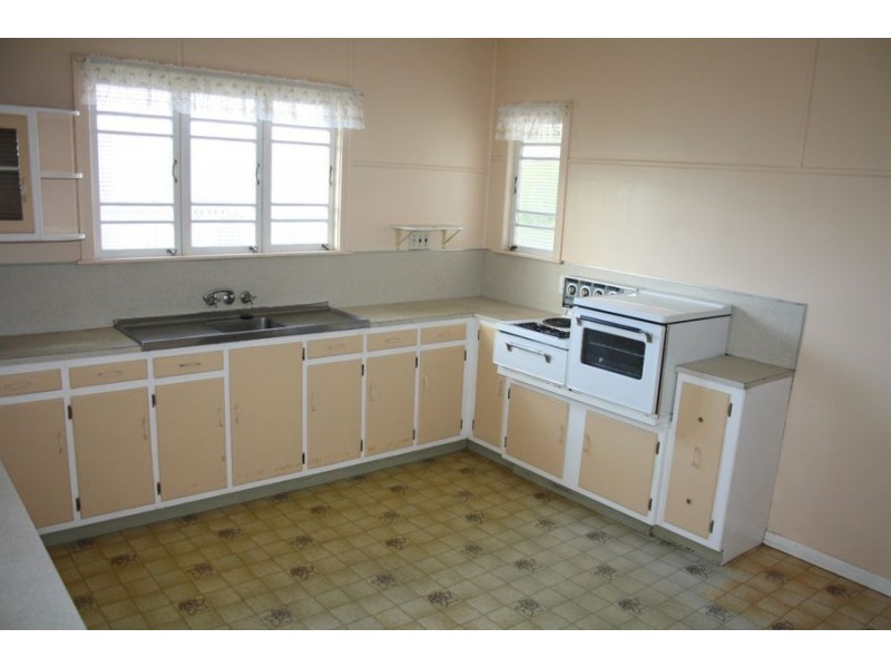 7 Woodstock Street, Maryborough QLD 4650