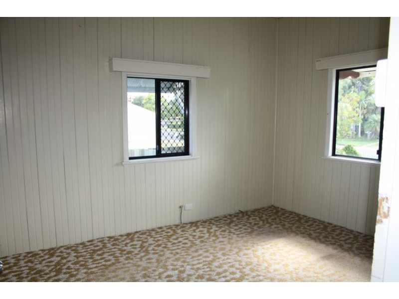 10 Ella Street, Maryborough QLD 4650