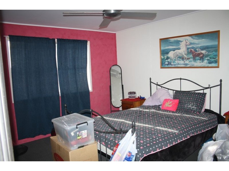 9 Blackbourn Street, Granville QLD 4650