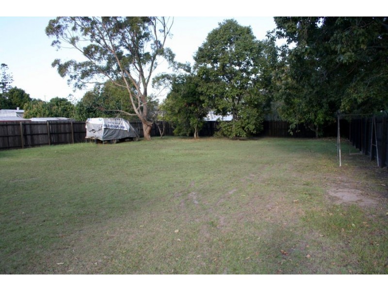 9 Blackbourn Street, Granville QLD 4650