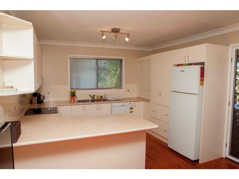 33 Dale Street, Granville QLD 4650