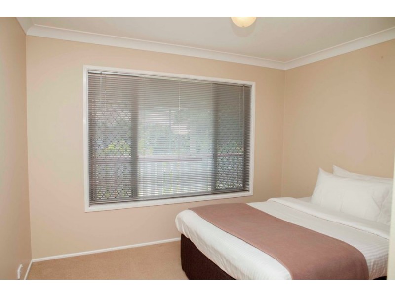 33 Dale Street, Granville QLD 4650