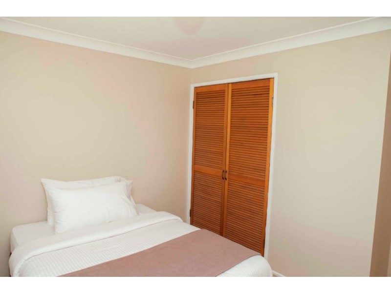 33 Dale Street, Granville QLD 4650