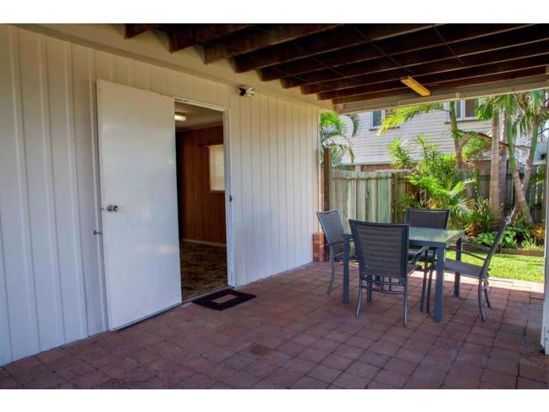 33 Dale Street, Granville QLD 4650