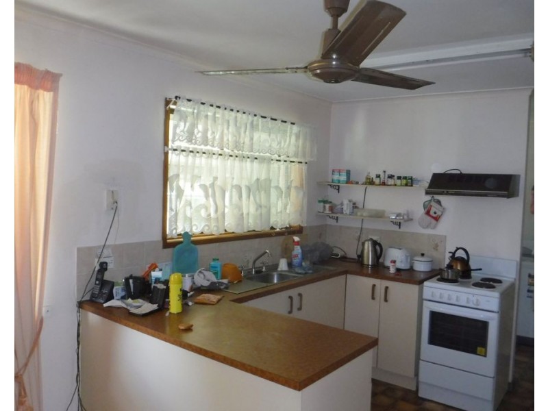 28 Crawford Street, Torbanlea QLD 4662