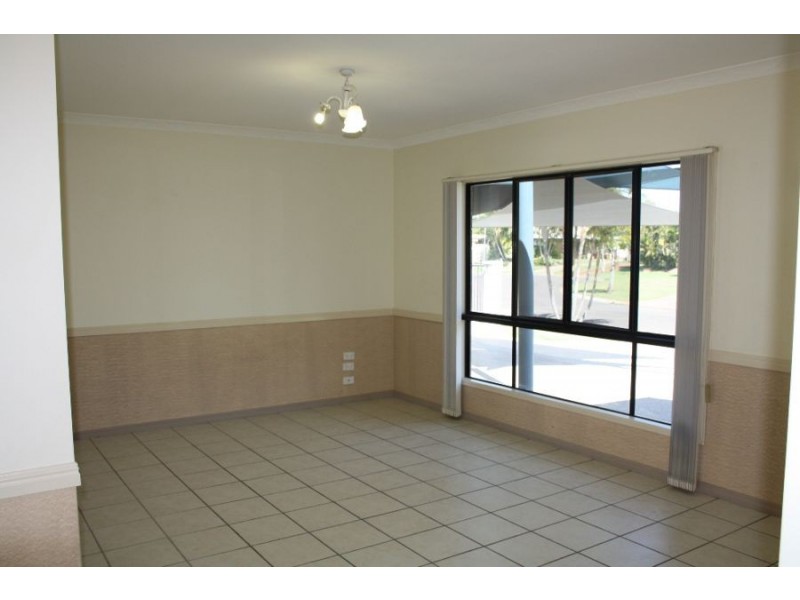 2 Leslie Drive, Tinana QLD 4650