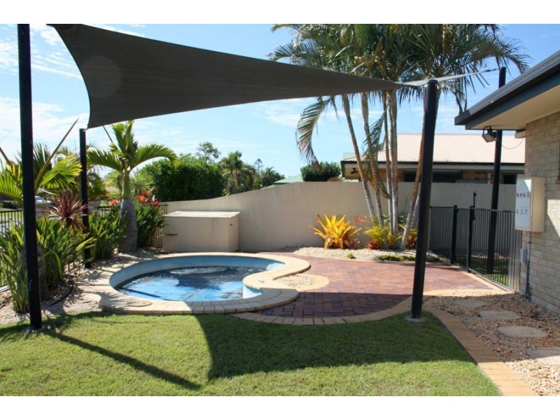 2 Leslie Drive, Tinana QLD 4650