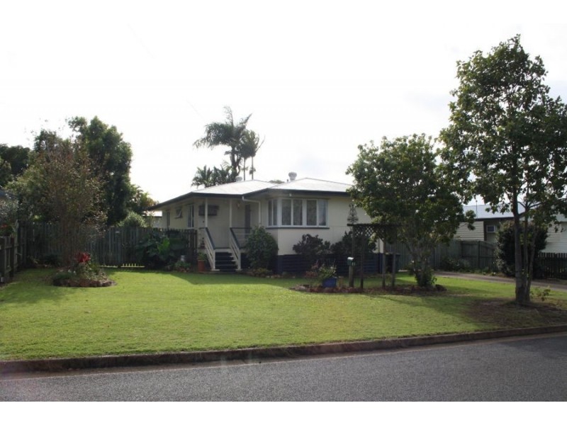 13 Ambrose White Street, Maryborough QLD 4650