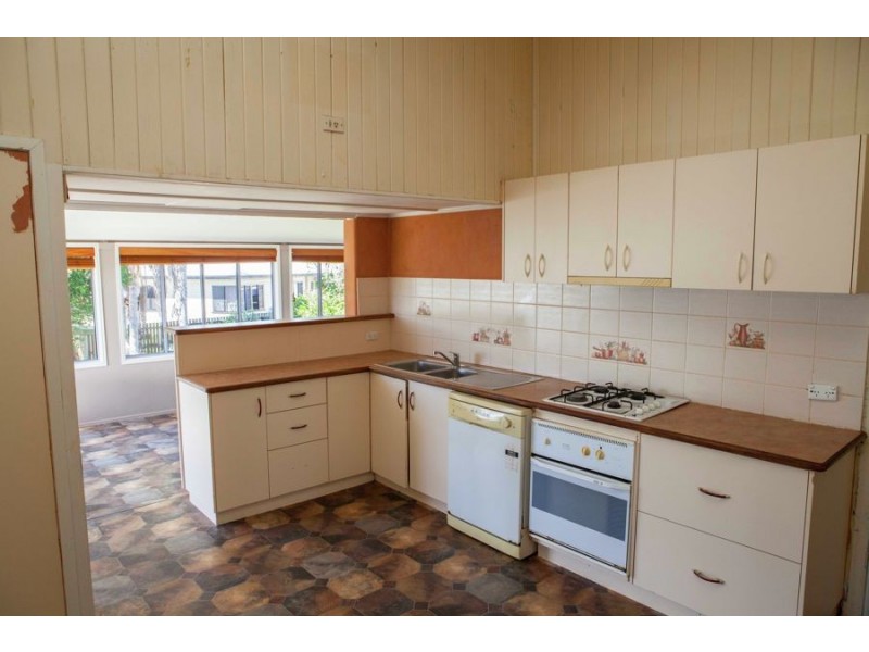 241 Walker Street, Maryborough QLD 4650