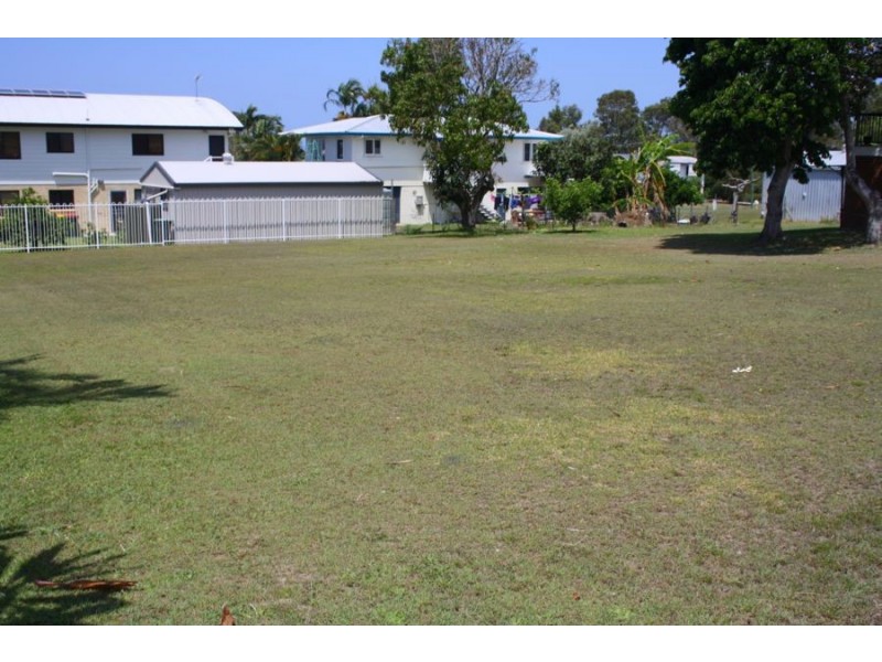 25 Second Avenue, Maaroom QLD 4650