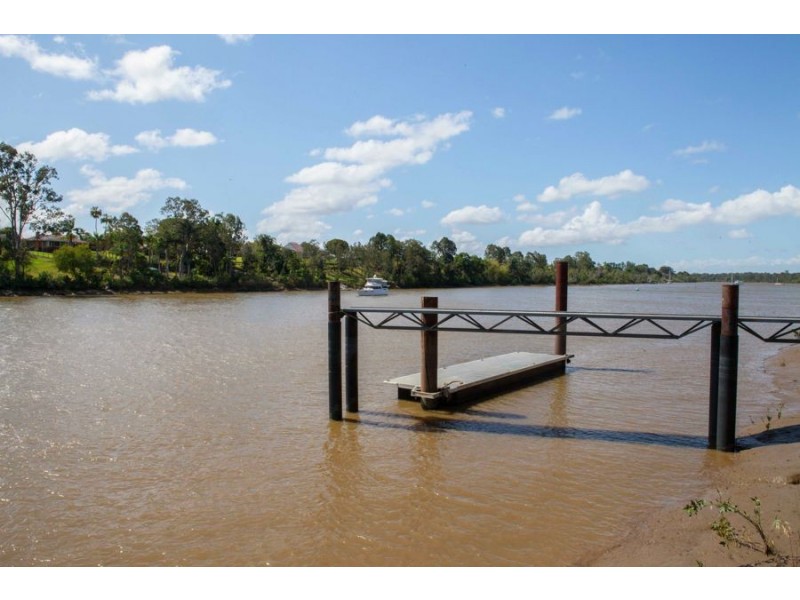 18 O’Brien Street, Granville QLD 4650