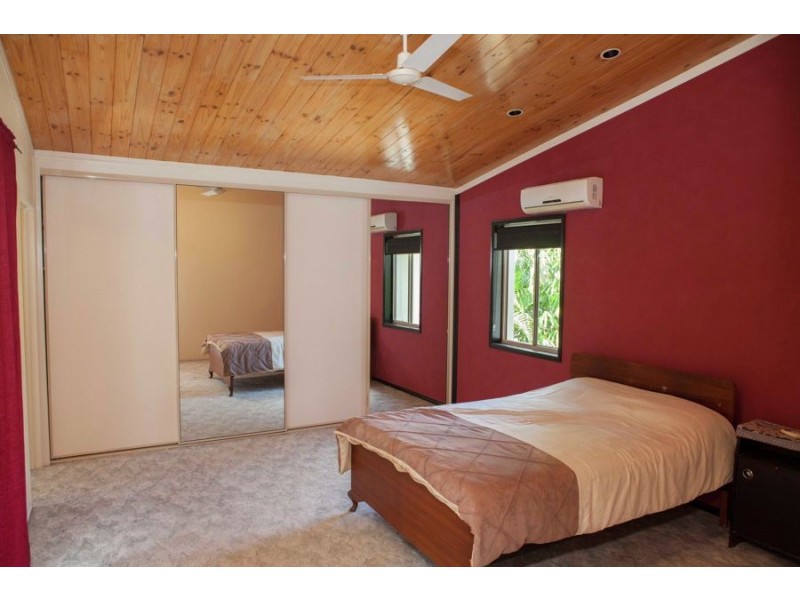 18 O’Brien Street, Granville QLD 4650