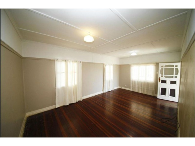 13 Smith Street, Maryborough QLD 4650