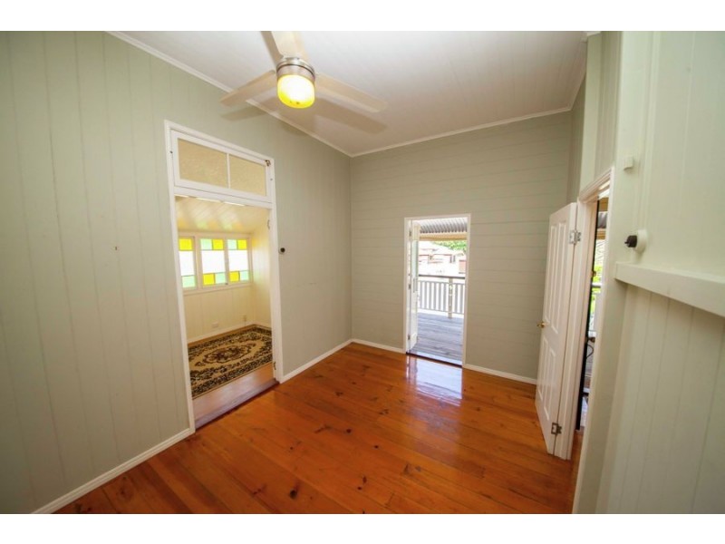 12 Park Street, Maryborough QLD 4650