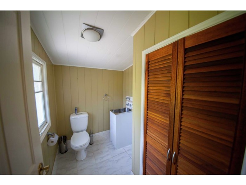 12 Park Street, Maryborough QLD 4650