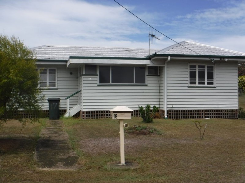 19 George Street, Maryborough QLD 4650